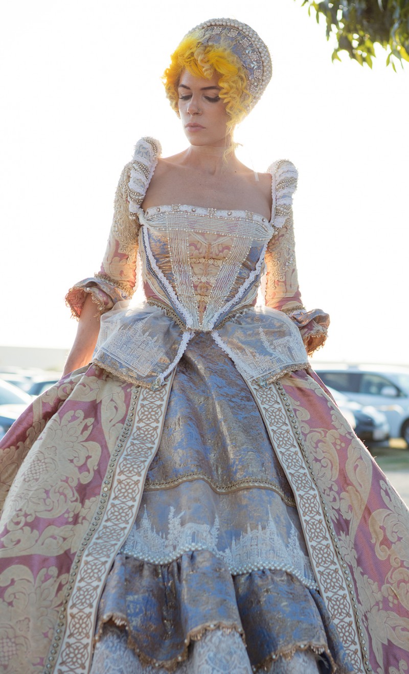 Modeling - Renaissance clothing